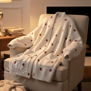 Tkanina za kapute TEDDY EMBROIDERY Strawberries off white