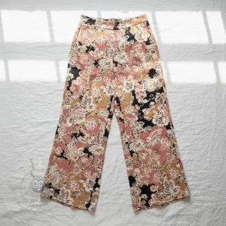 Viscose SATIN Flowie Noe black digital print