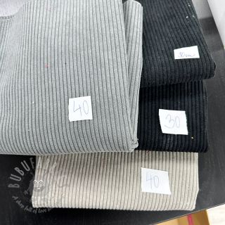 Paket tkanina rebrasti HUGGY 051