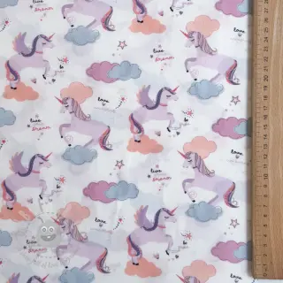 Pamuk Unicorns love white