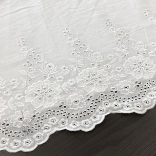 Pamuk EMBROIDERY Leon border