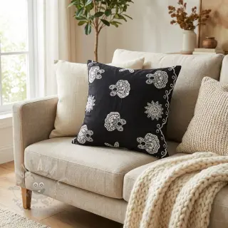 Pamuk EMBROIDERY Sea ornaments black