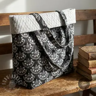 Pamuk VOILE STEPPED Bouquet flowers black digital print