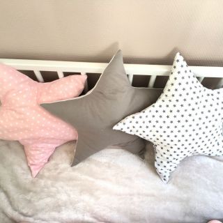 Pamučna tkanina Petit stars light rose