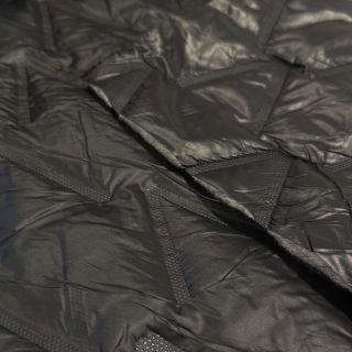 Prošivena tkanina Triangle black