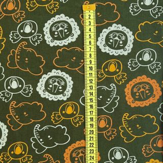 Pamuk Safari animals dark green
