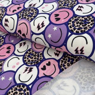Triko Happy faces purple digital print
