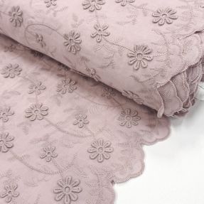 Bavlnená látka EMBROIDERY Catchy daisy rose