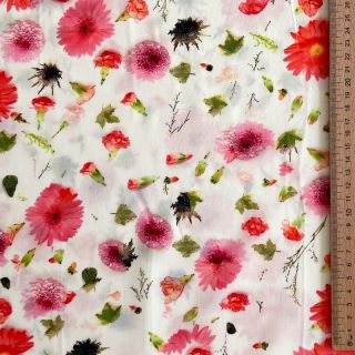 Viskóza RAYON POPLIN Pink flowers design C digital print