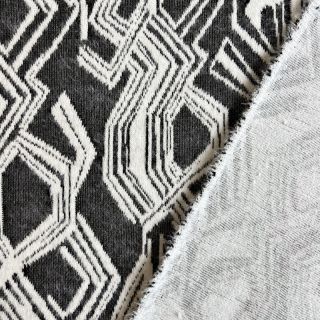 Pletenina jacquard Comfy Broken checks black