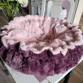 Umjetno krzno aubergine