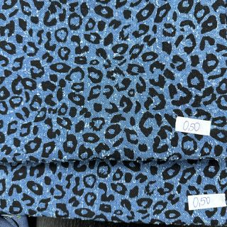 Zadnji komadi paket jeans 060