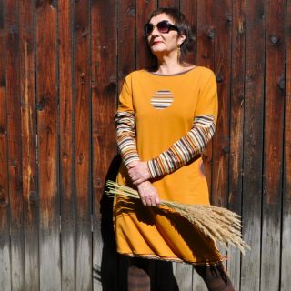 Triko PREMIUM dark camel