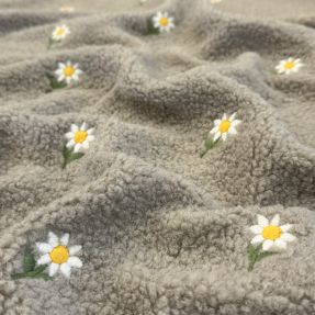 Tkanina za kapute TEDDY EMBROIDERY Flowers pebble