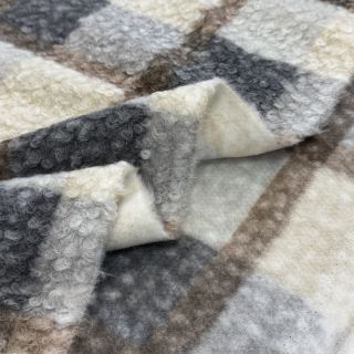 Tkanina za kapute Bouclé Squares design D